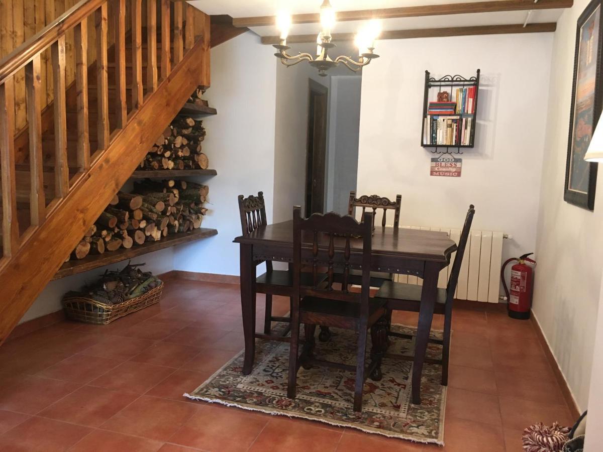 Precioso Junto A Potes Con Piscina-4 Hab,3 Banos * Ojedo