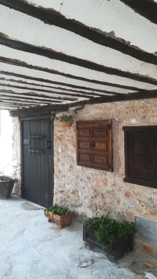 El Soportalillo De La Fuente Vieja Holiday home *