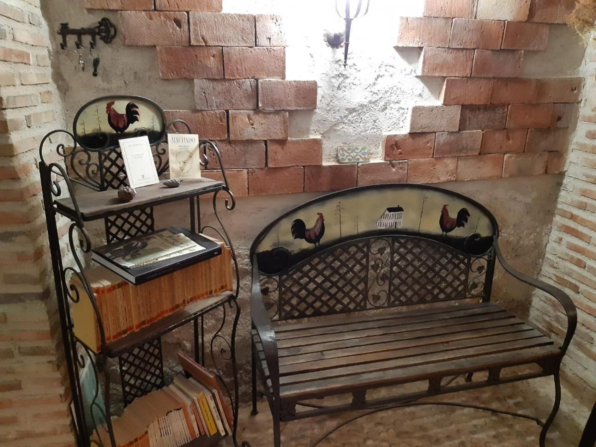 El Soportalillo De La Fuente Vieja Holiday home *