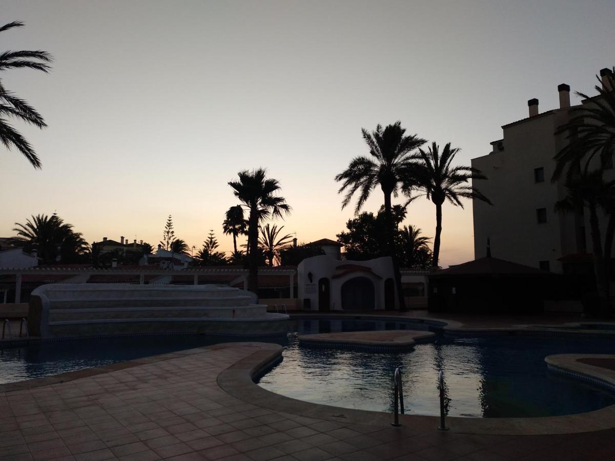 Parchís Con Piscina Apartamento Dénia
