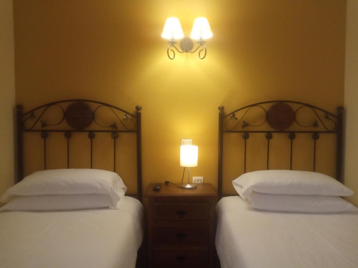 Hotel La Rueda