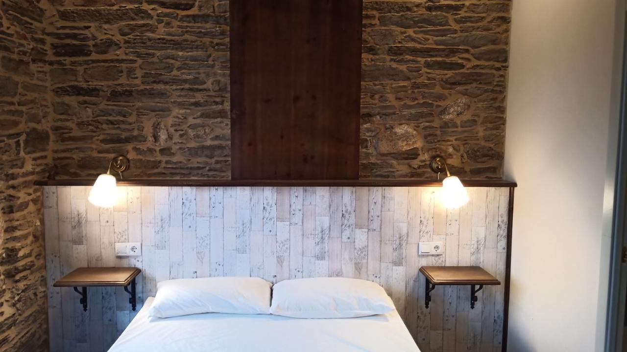 Hostal La Casona De Sarria