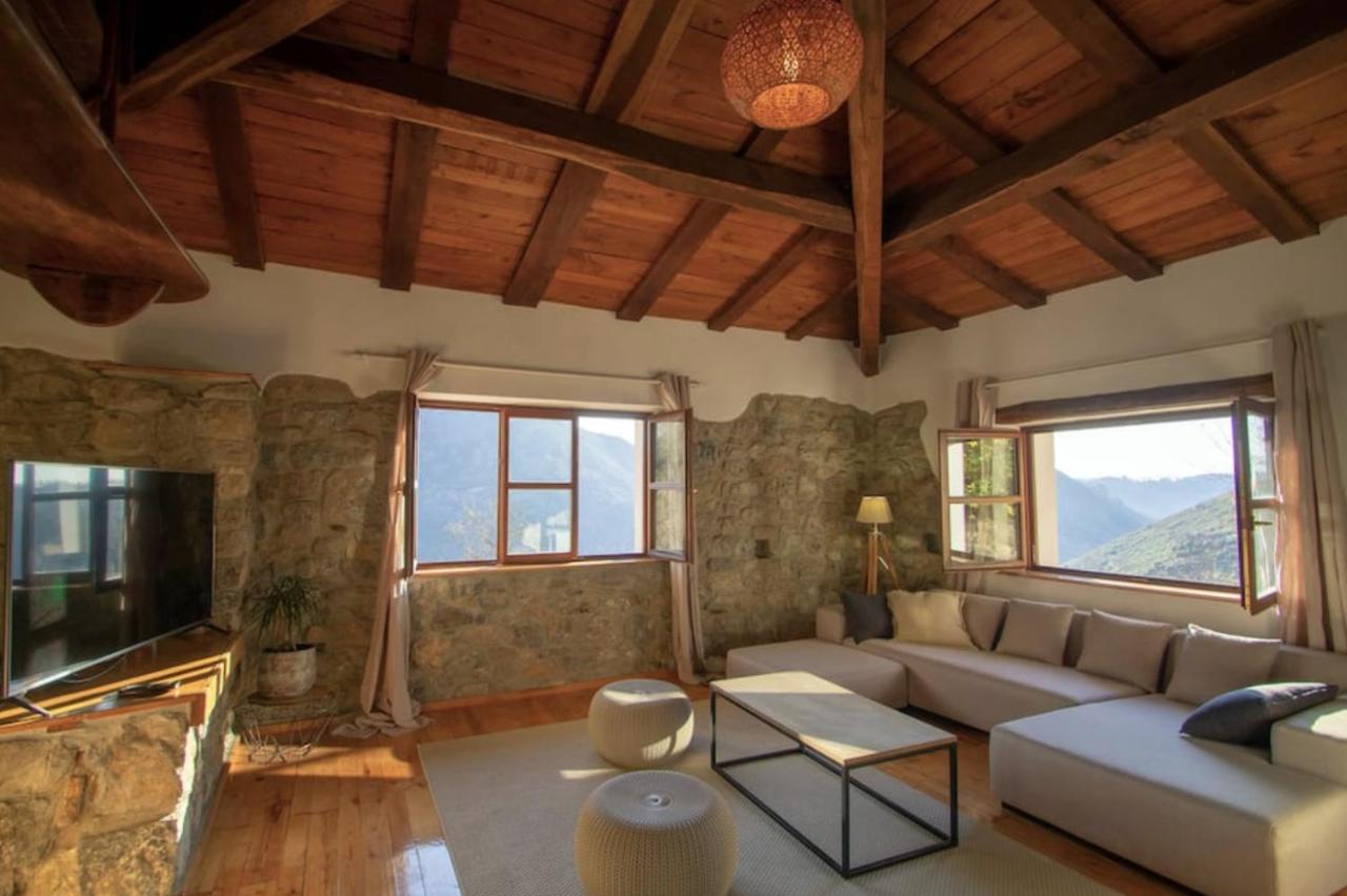 Casa Fuente De La Juventud Cangas *