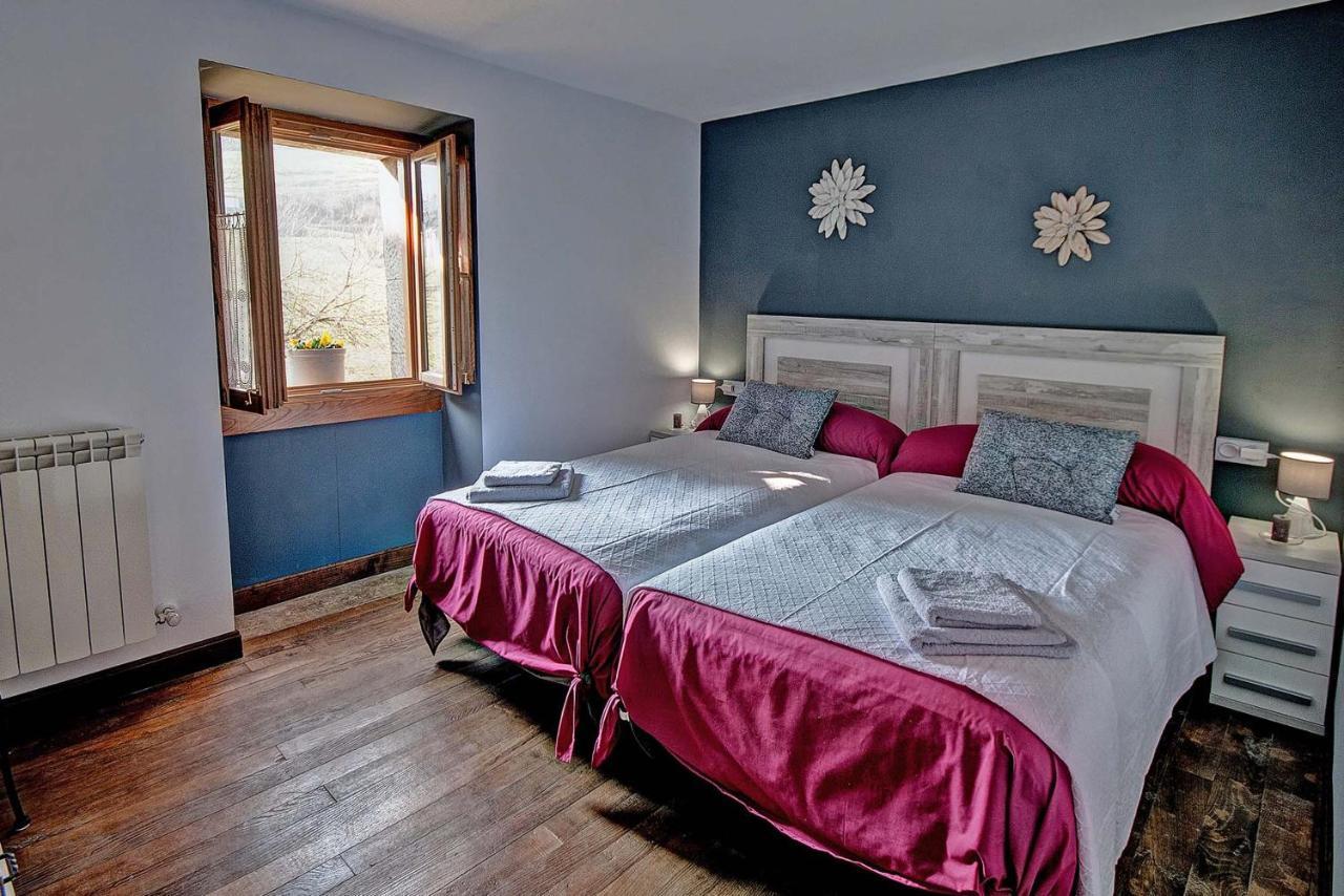 Charming House In With Mountain View * Baraibar