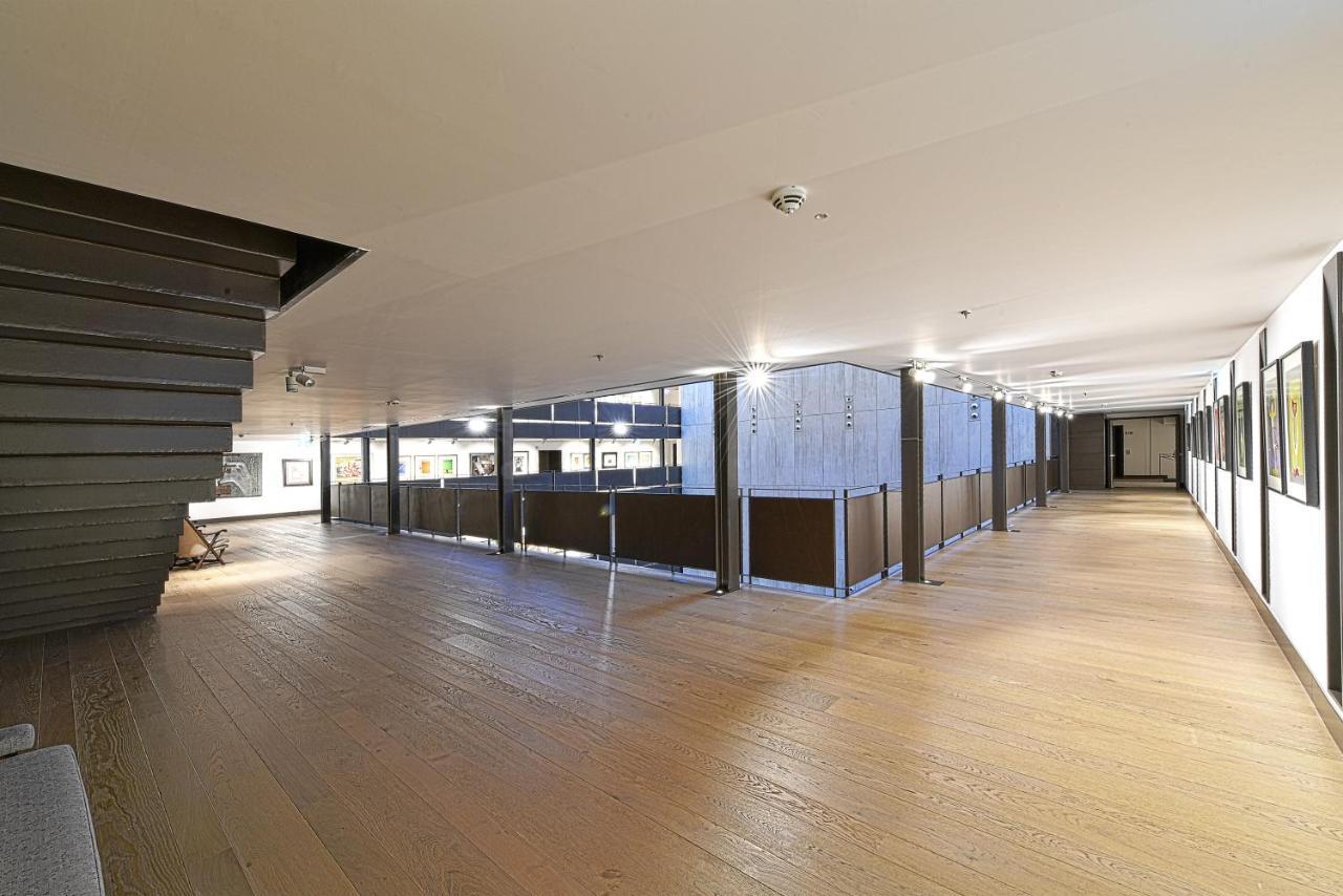 De Turismo De Hotel 5*