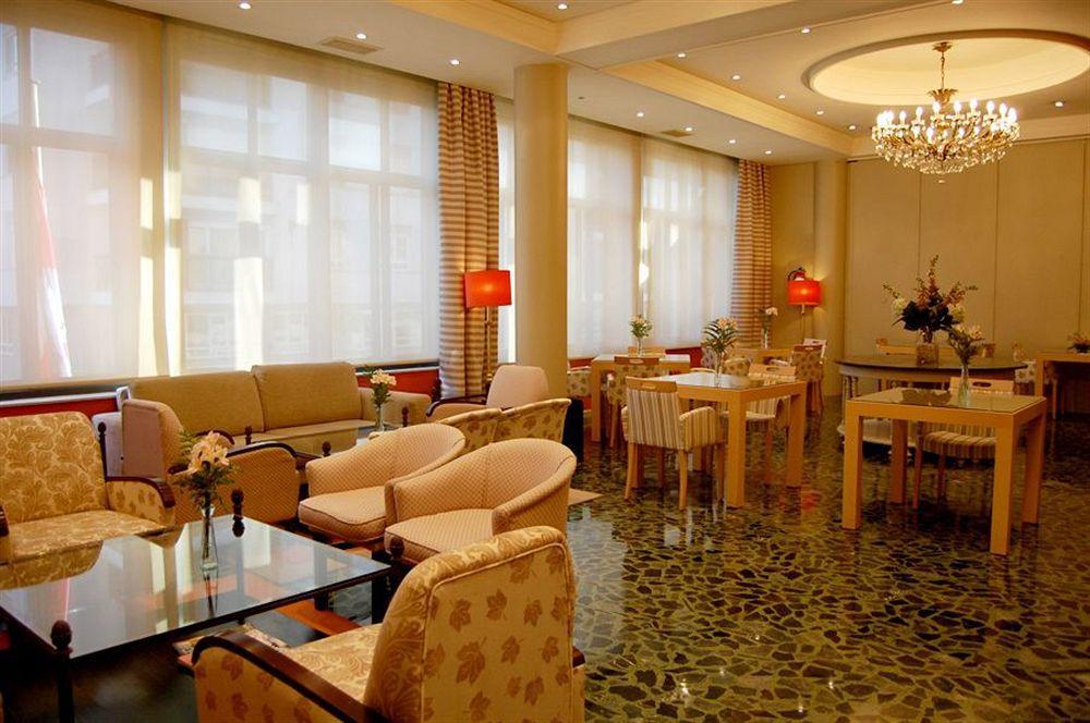 Hotel Felipe Iv 4*
