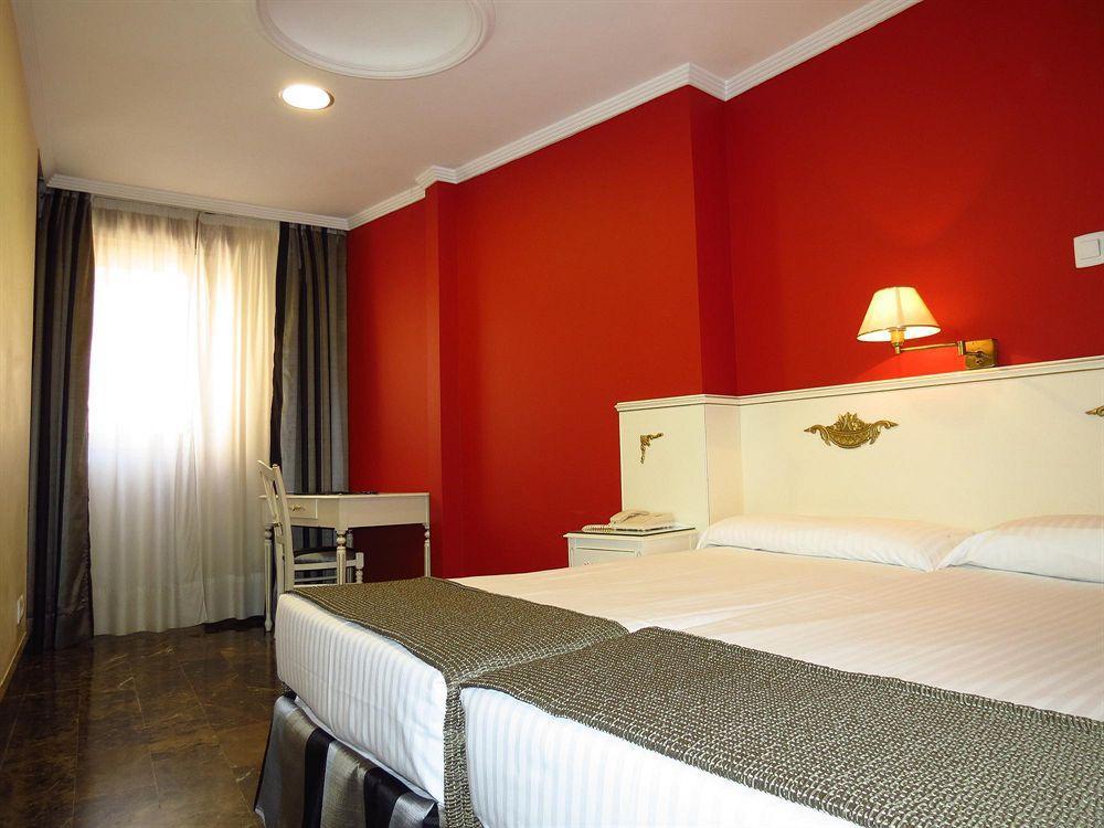 Hotel Boutique Catedral 3*