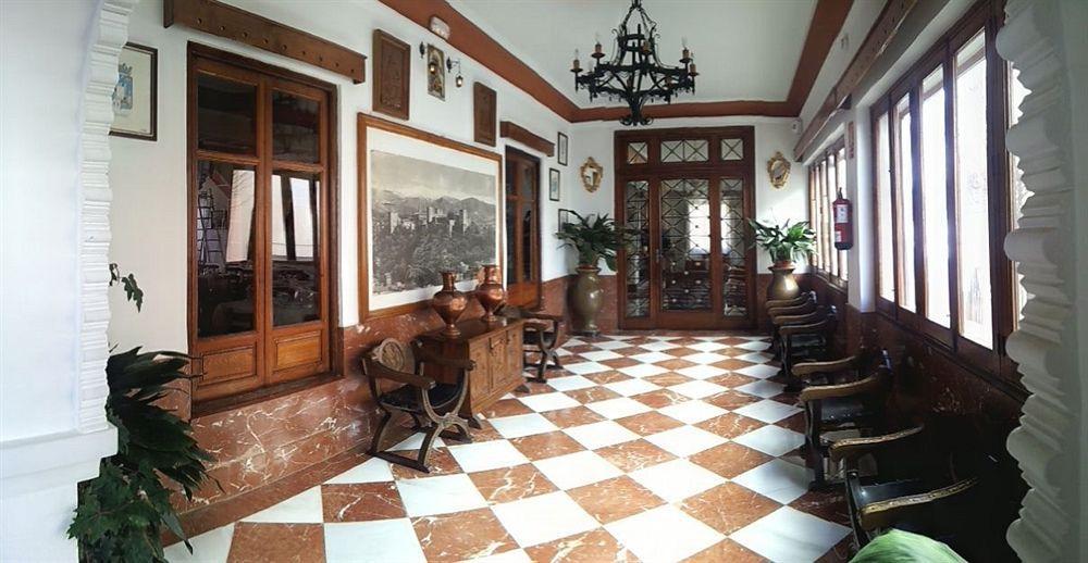 Castillo 3*