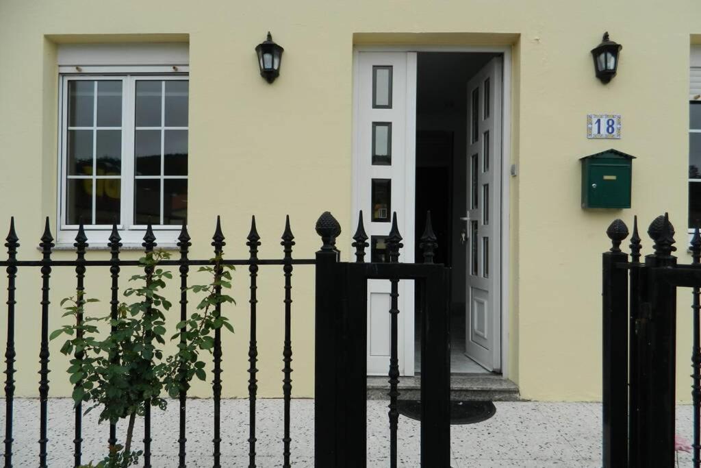 Holiday home Cova Do Raposo Lagarteira