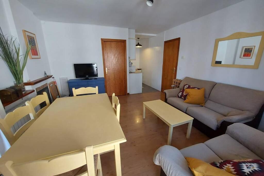 Casa Bihotz - Bonito Y Centrico Con Garaje En Sallent Apartment *