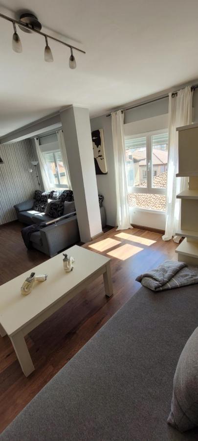Apartment Alma Vut1994 As