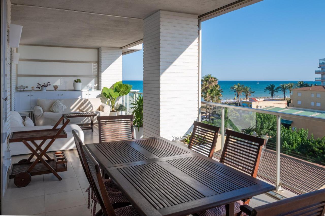Lu Ambassador Apartamento
