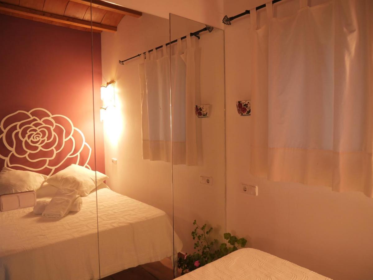 La Pergola Hostel Es Pujols