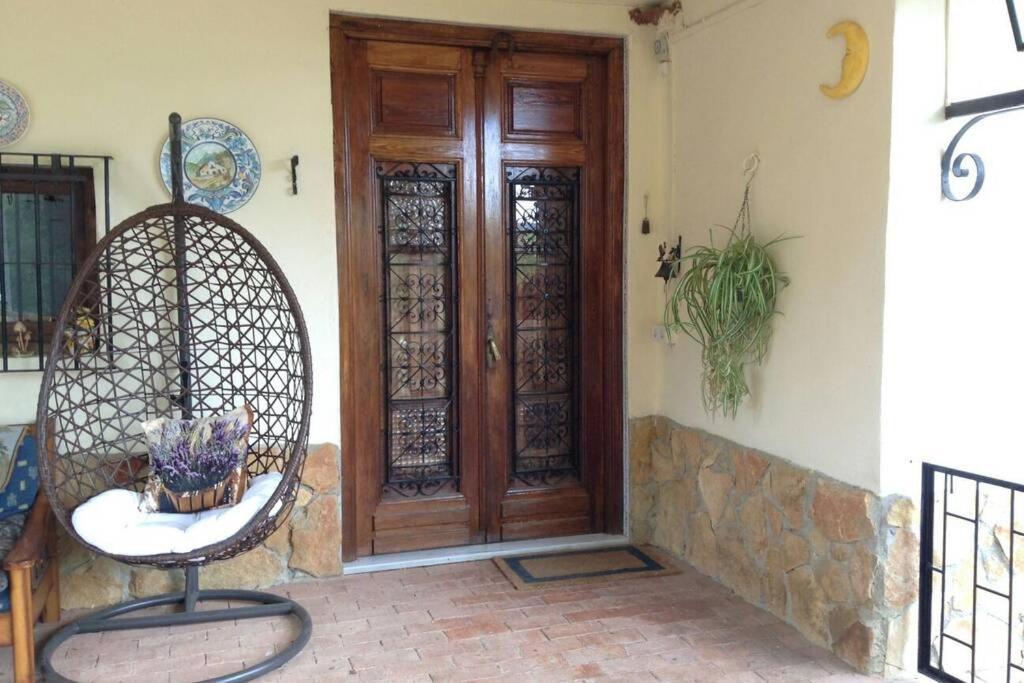 Casa La Paransa - Casa Rural Con Piscina - Relajarse Y Desconectar Yatova