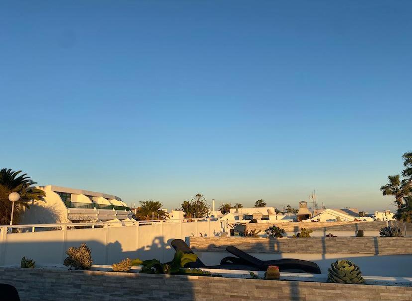 Luxury Two Bed Seaviews Apartment Puerto del Carmen (Lanzarote)