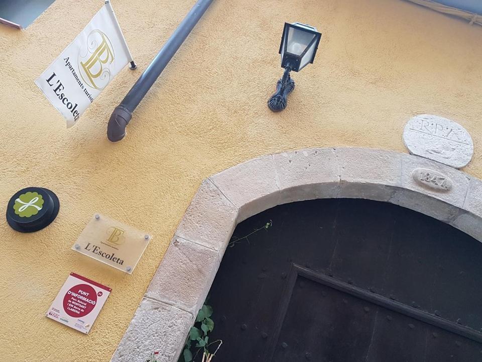 Edificio De L'escoleta Apartamento Falset