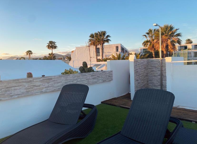 Luxury Two Bed Seaviews Apartment