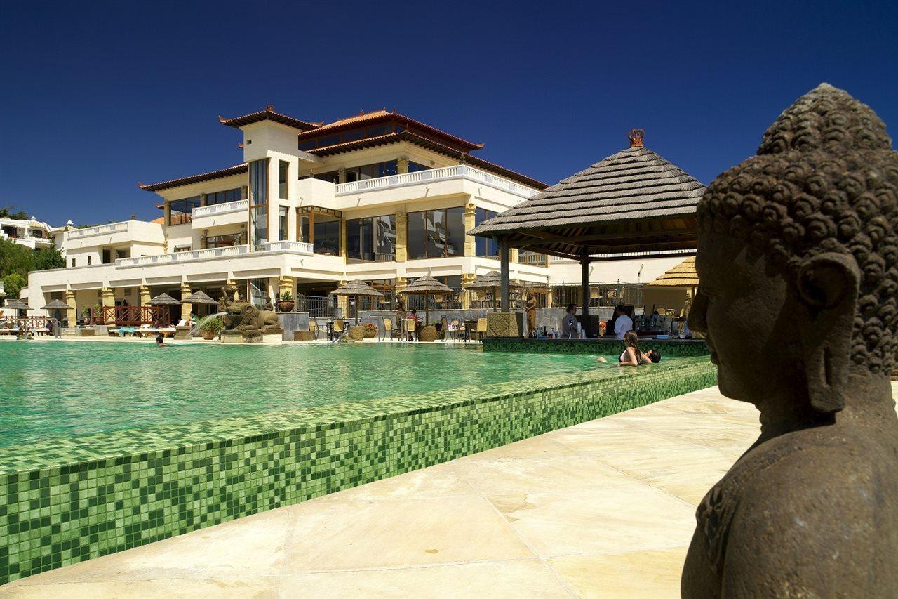 Regency Country Club, 3*