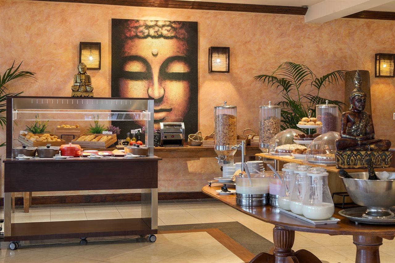 Hotel Regency Country Club,
