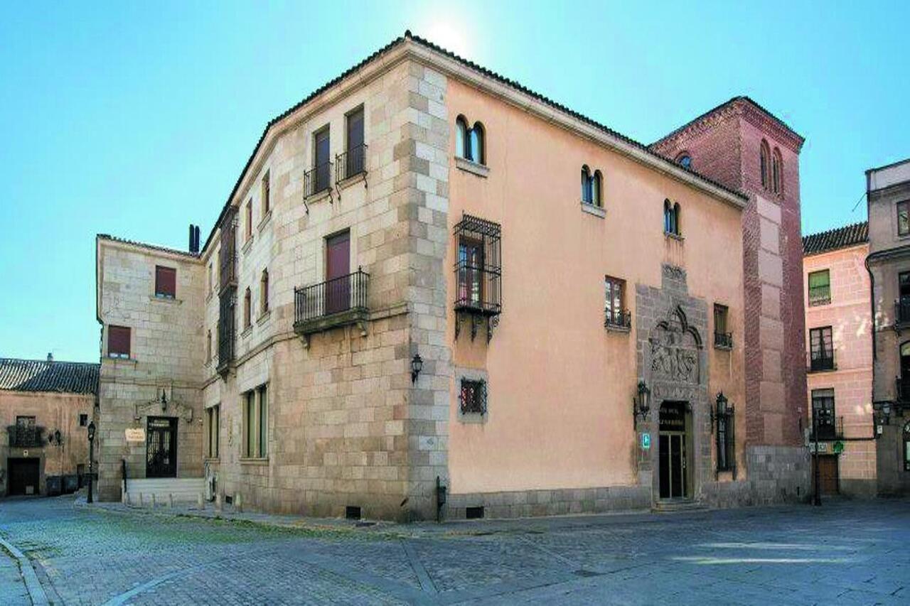 Palacio Valderrabanos 4*