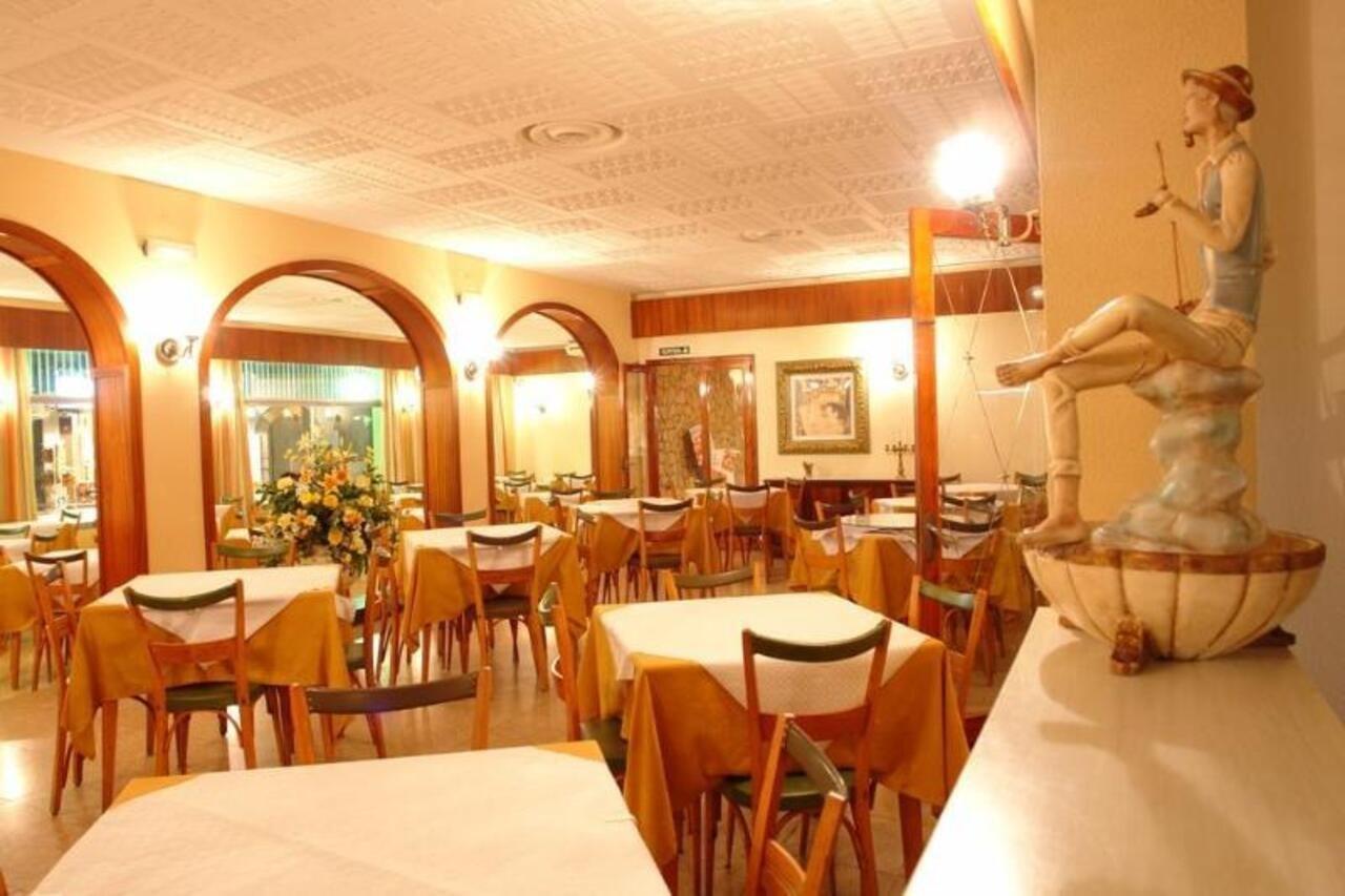 Hotel Coral 2*