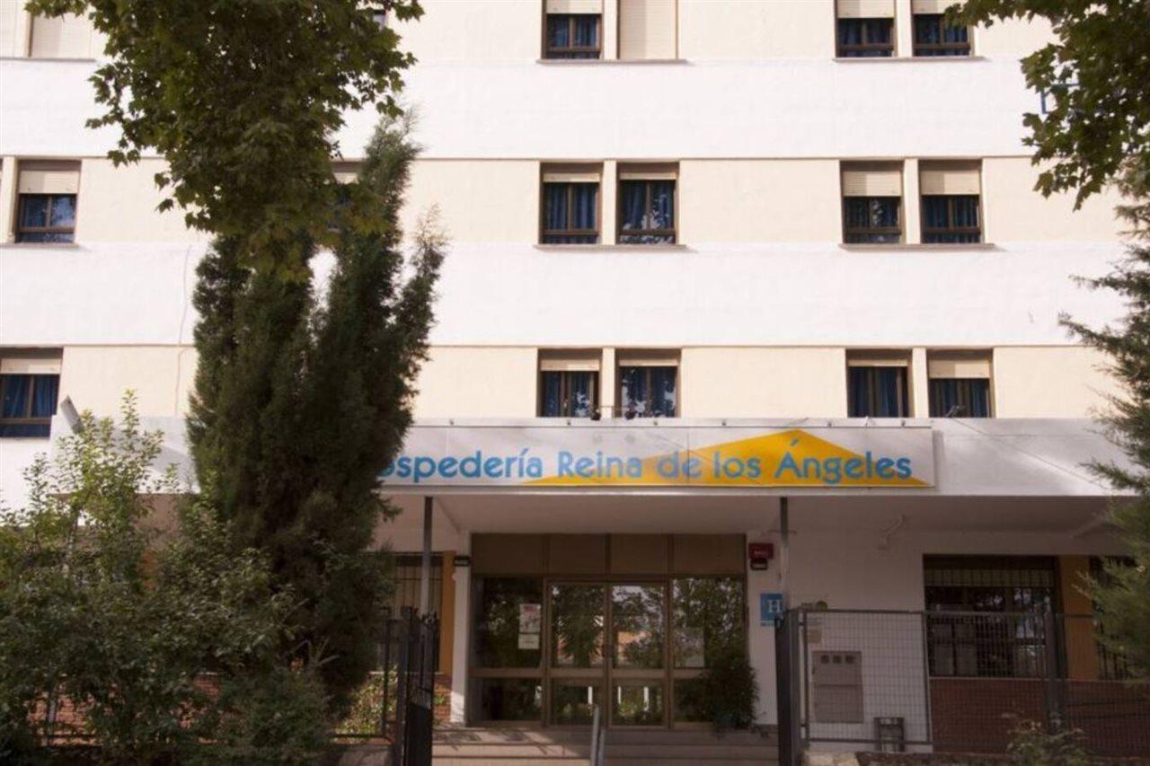 Hospederia Reina De Angeles Hotel
