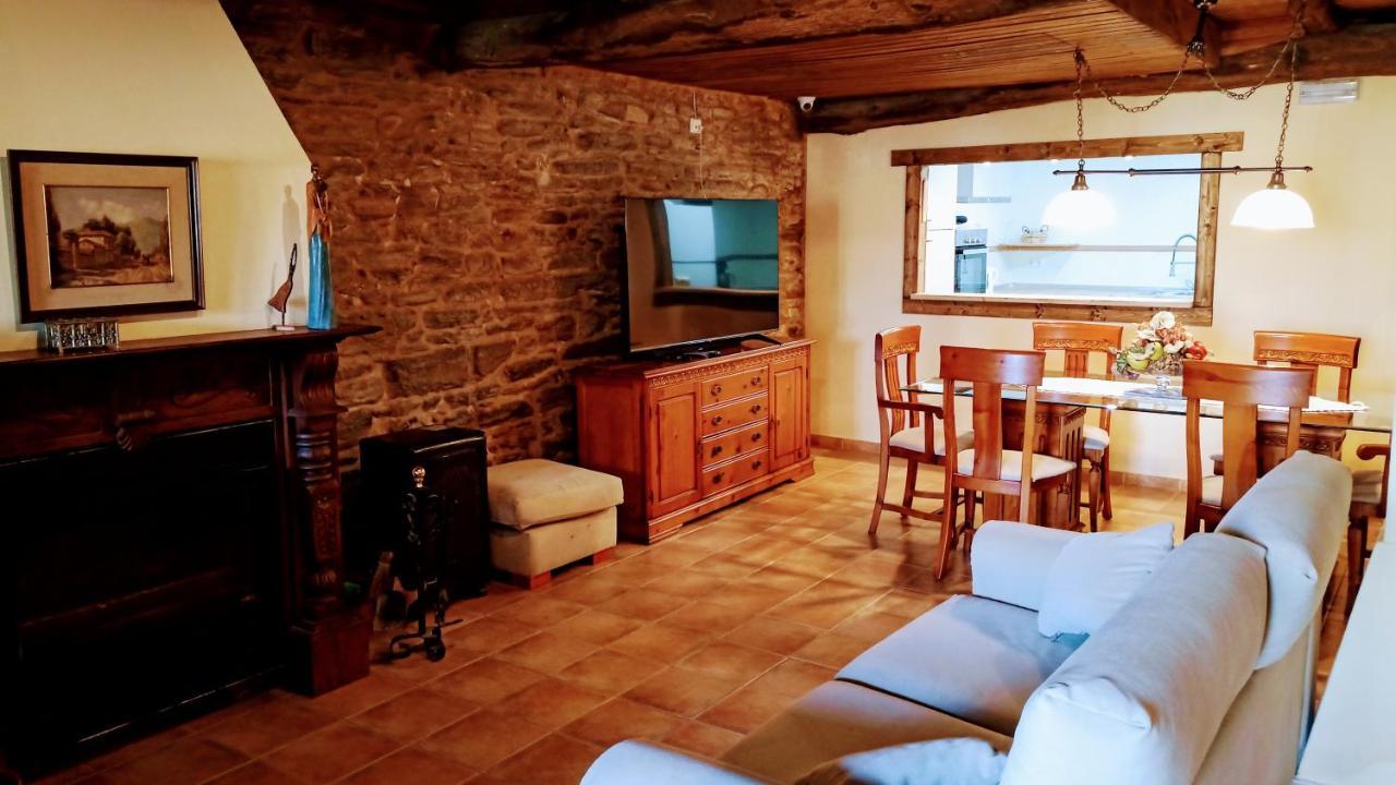 Hostal La Casona De Sarria