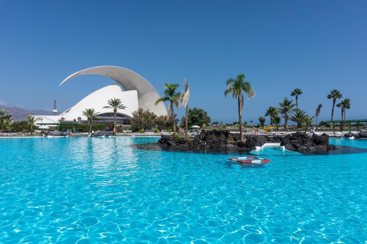 Apartment Luxury Apartment, Parking, Terrace, Pool. *