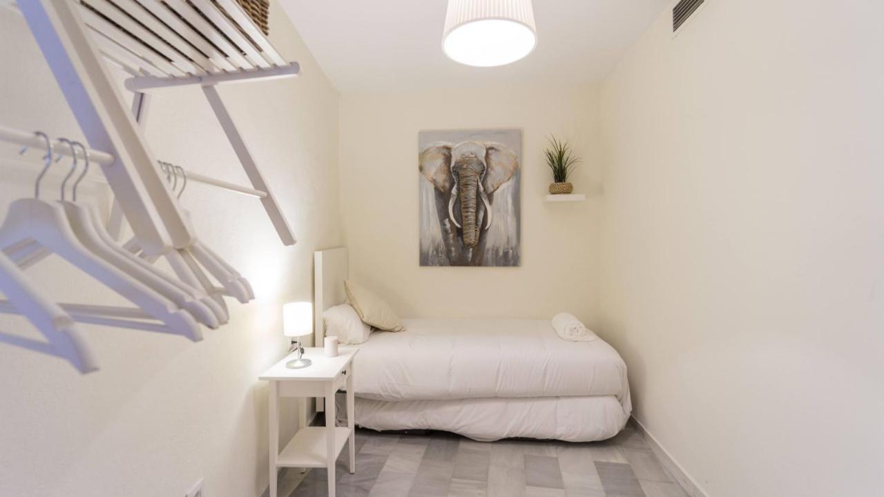Rentalsevilla Descubriendo Iglesias Apartment Seville