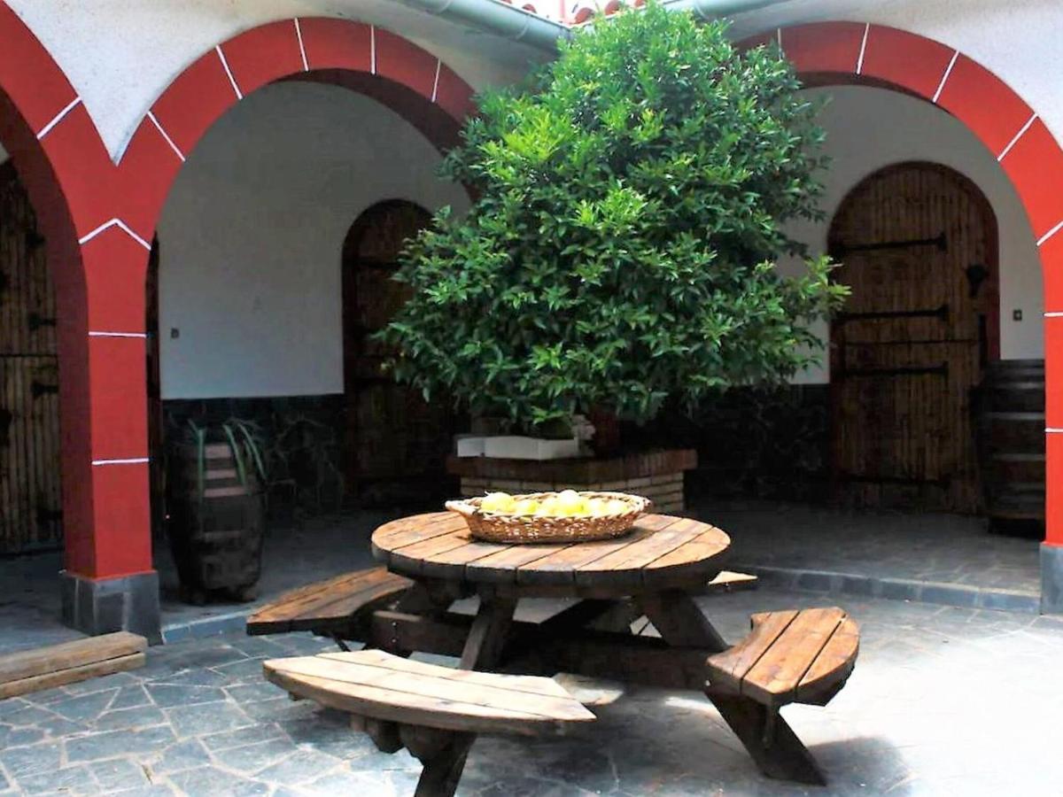Belvilla By Oyo Hacienda Lugar De Sinde