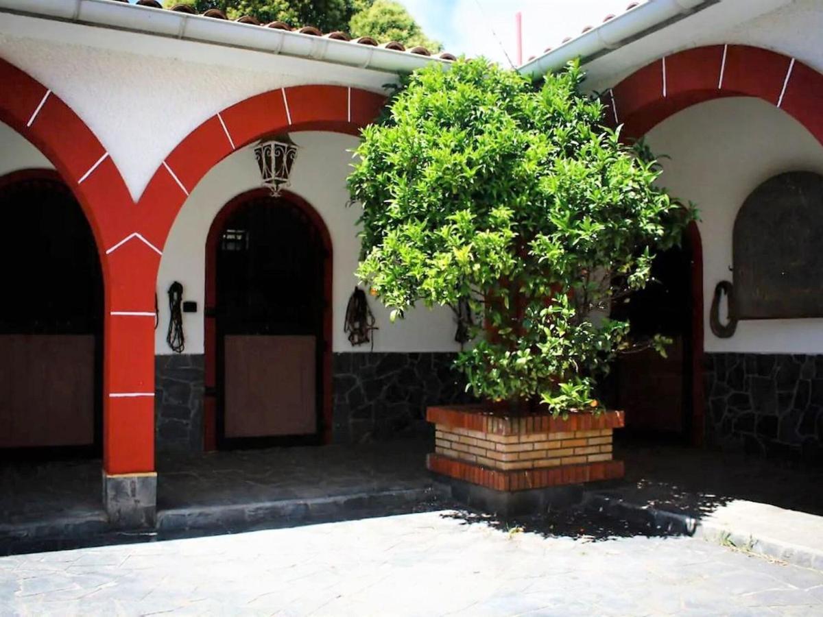 Villa Belvilla By Oyo Hacienda Lugar De Sinde