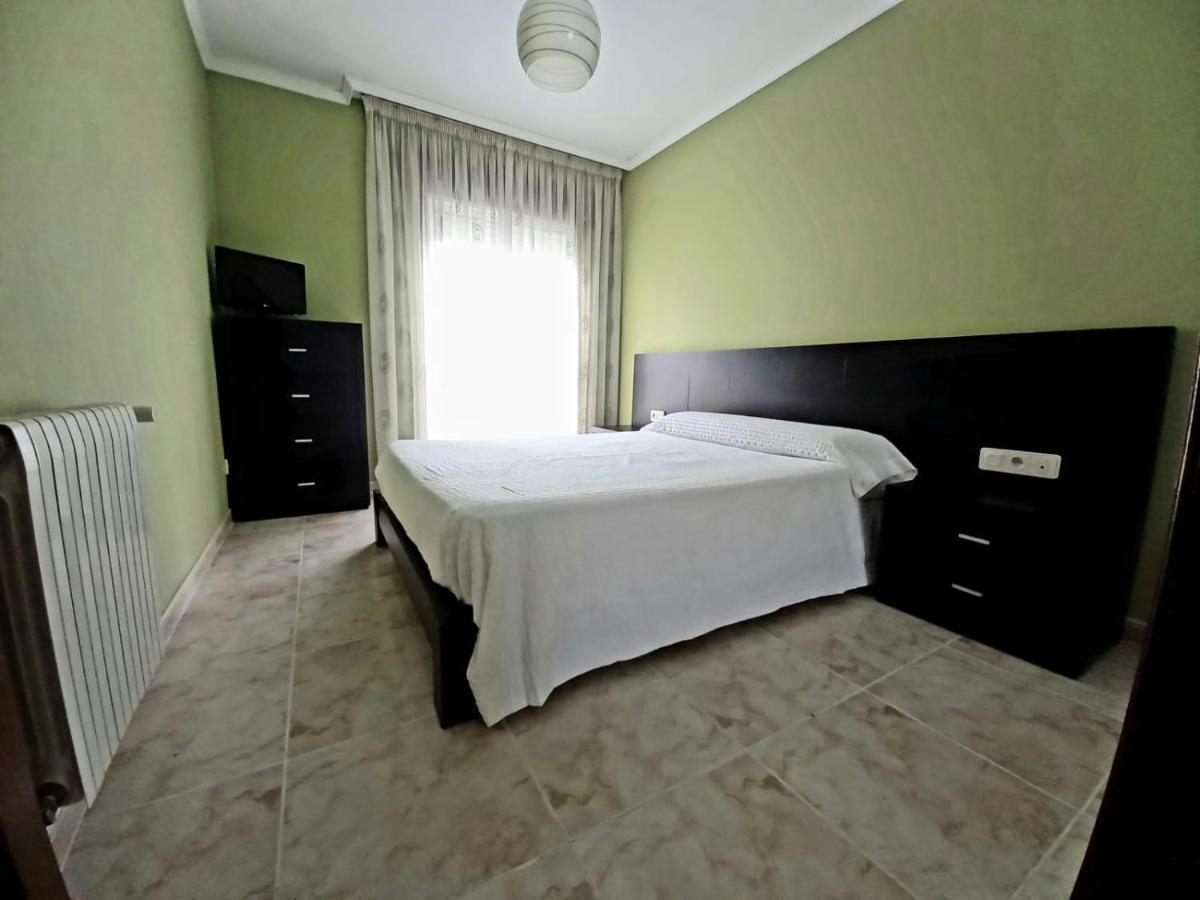 Apartment Piso Completo En Camino Ingles - Sigueeiro, Sigueiro