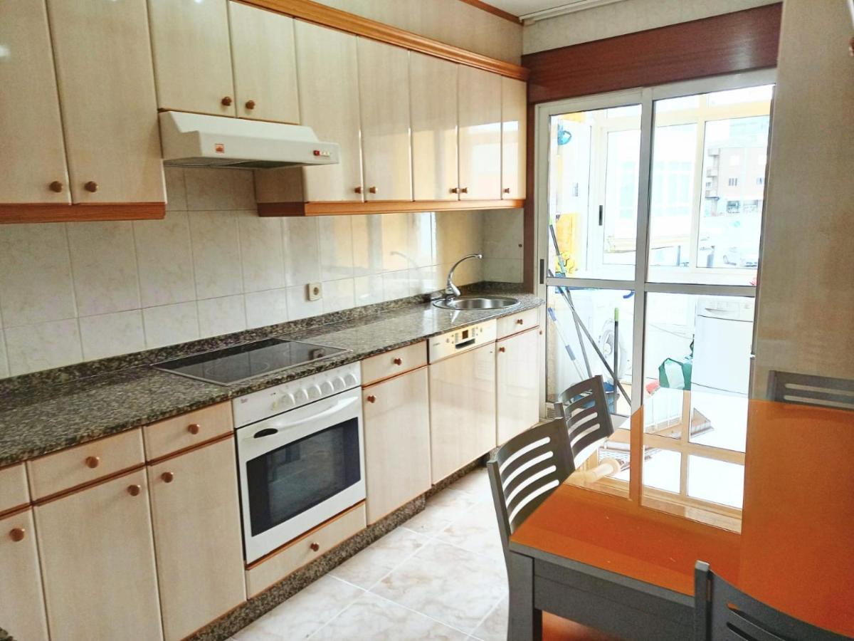 Apartamento Piso Completo En Camiño Inglés - Sigüeiro,