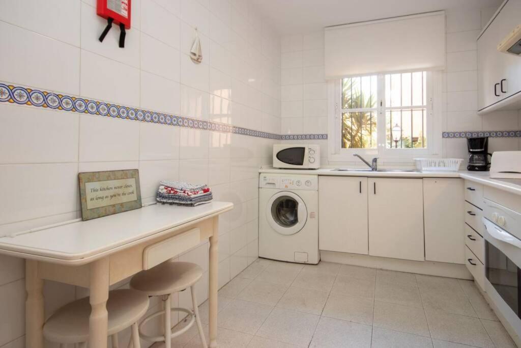 Mijas Costa - Riviera Del Sol - Splendid 2 Bedroom With Private Garden * Sitio de Calahonda