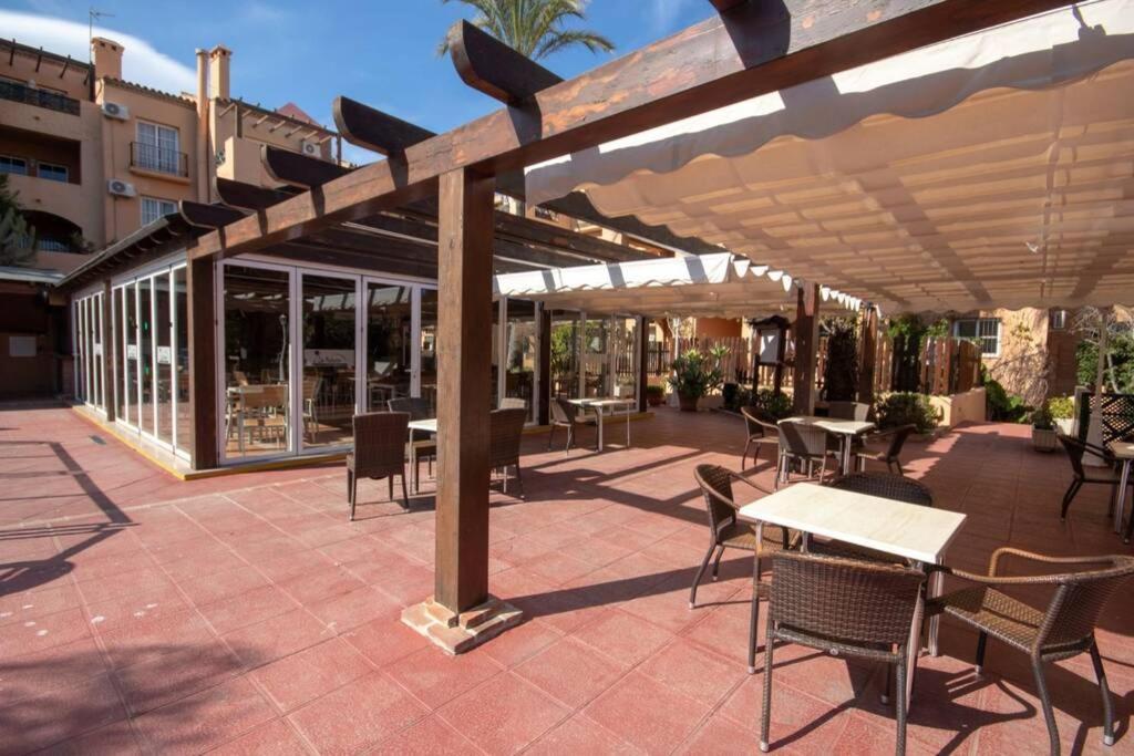 Mijas Costa - Riviera Del Sol - Splendid 2 Bedroom With Private Garden Apartamento *