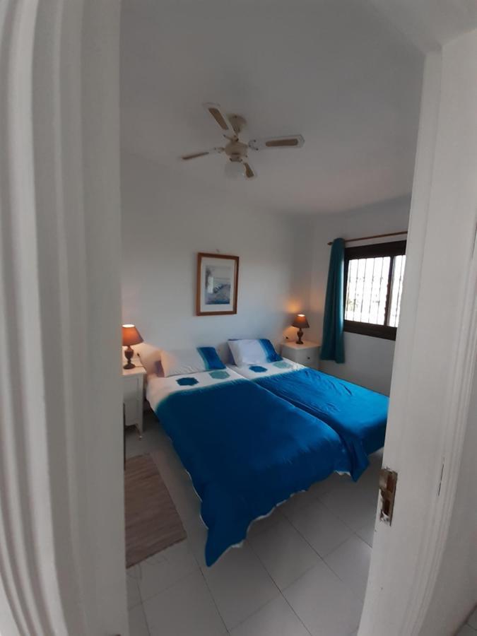 Apartment Penthouse With Great Views , Sun All Day , Wifi , New Kitchen. *