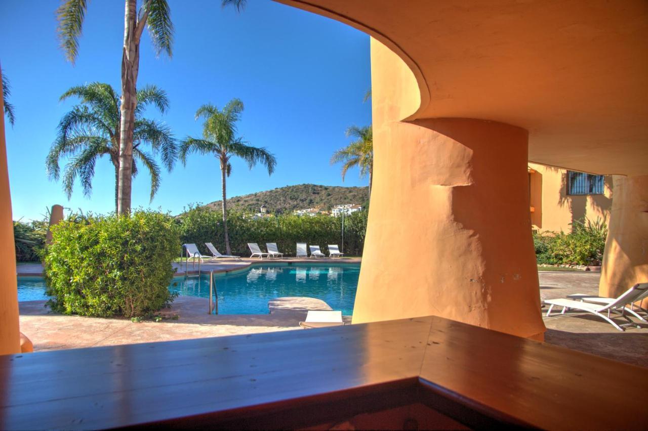 Villa 4 Bedroom Townhouse In Riviera Del Sol With Sea Views Sitio de Calahonda