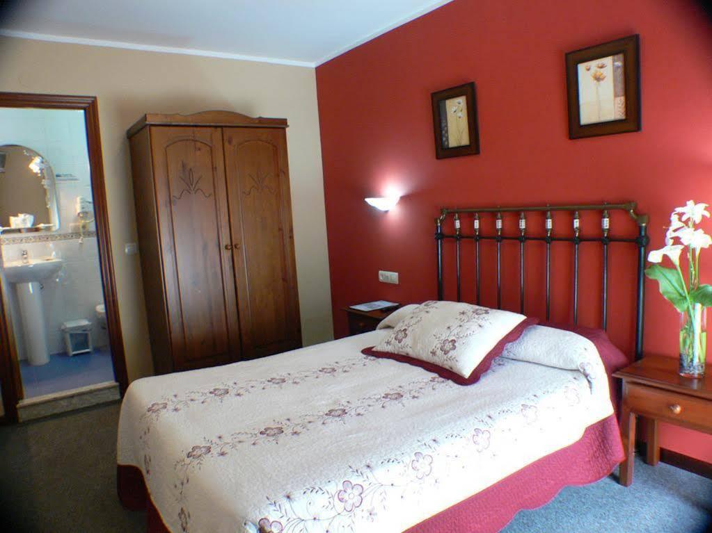 La Casona De Cardes Hotel *