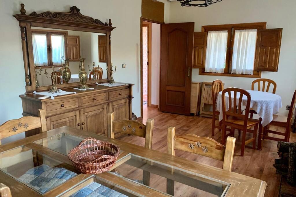 Serafin, Pet Friendly Holiday home