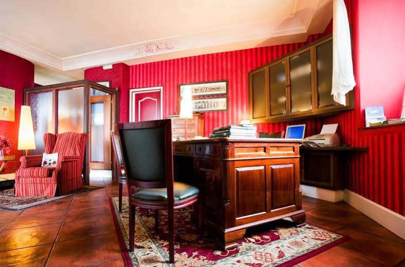 El Castillo De Locos Hotel