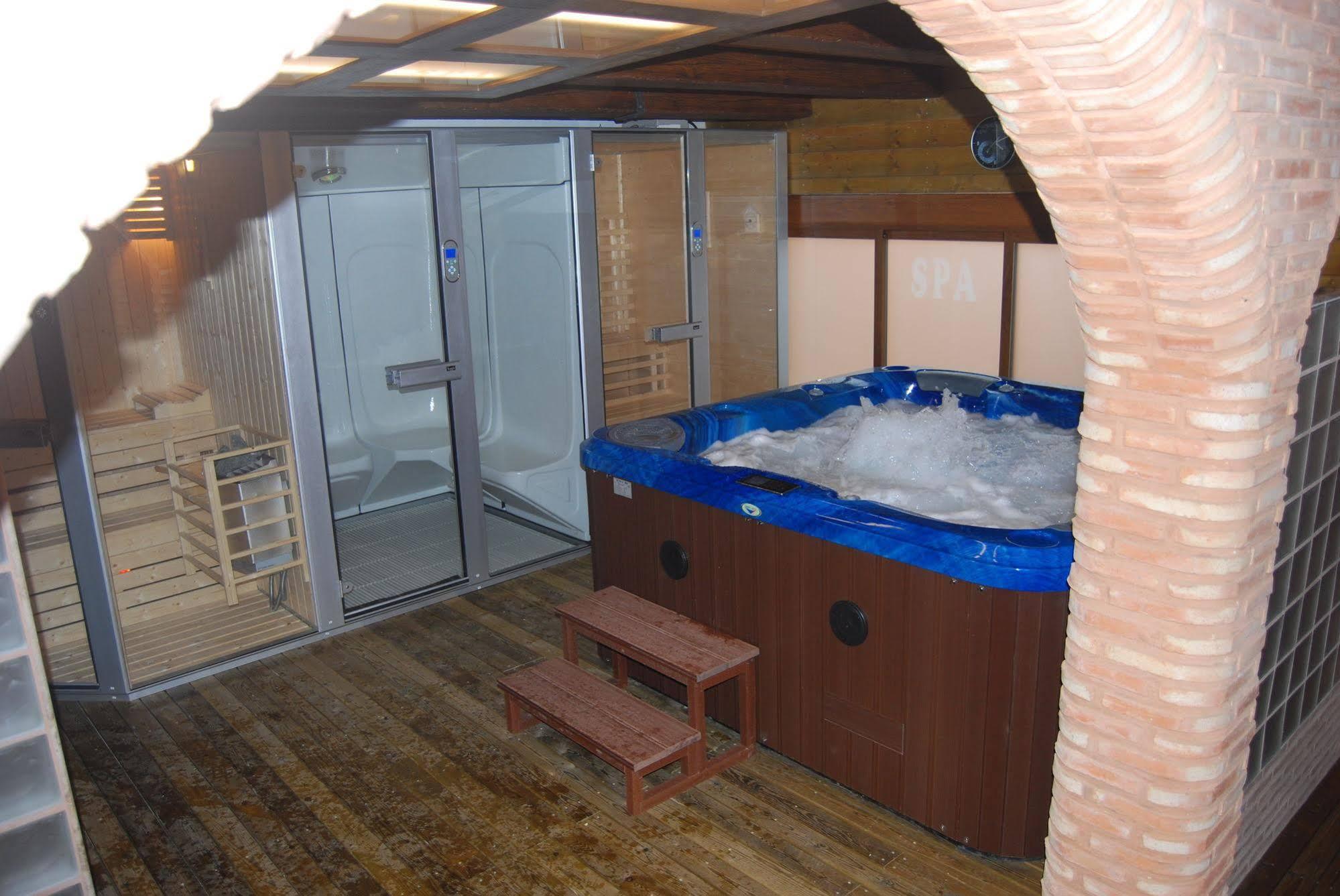 De Estilo Rustico Con * Almagro