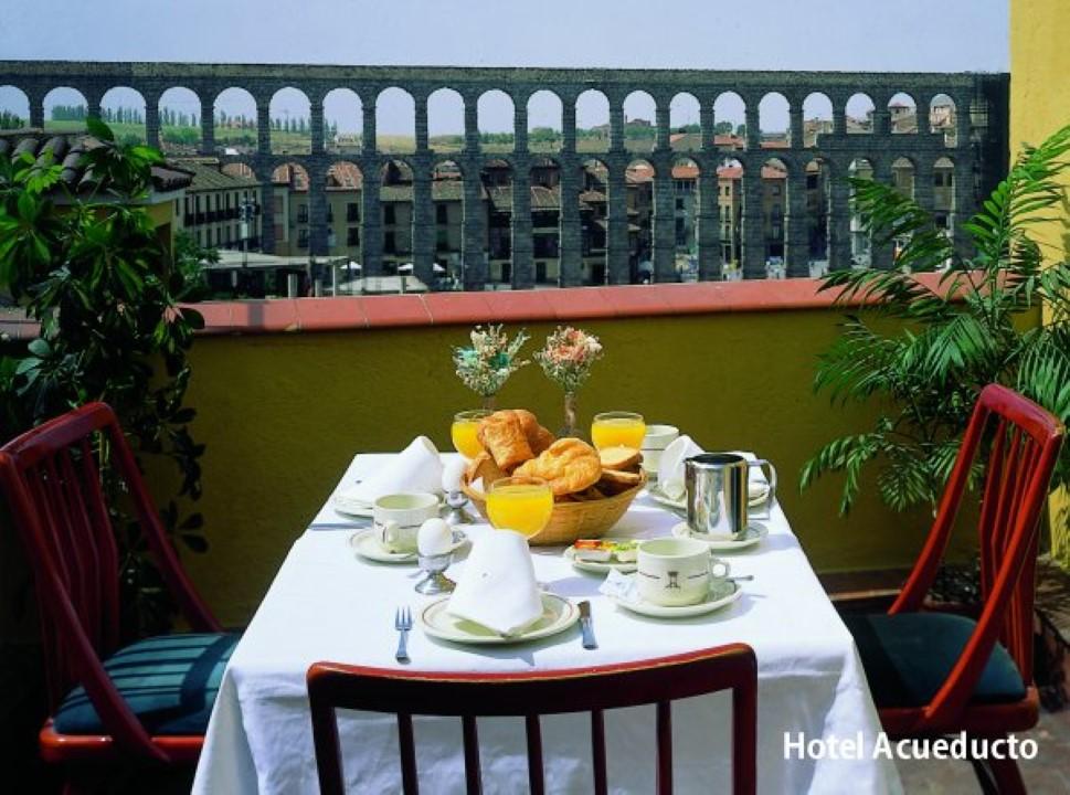 Ele Acueducto Hotel 3*