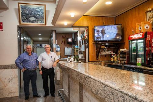 Hotel Hermanos 2*