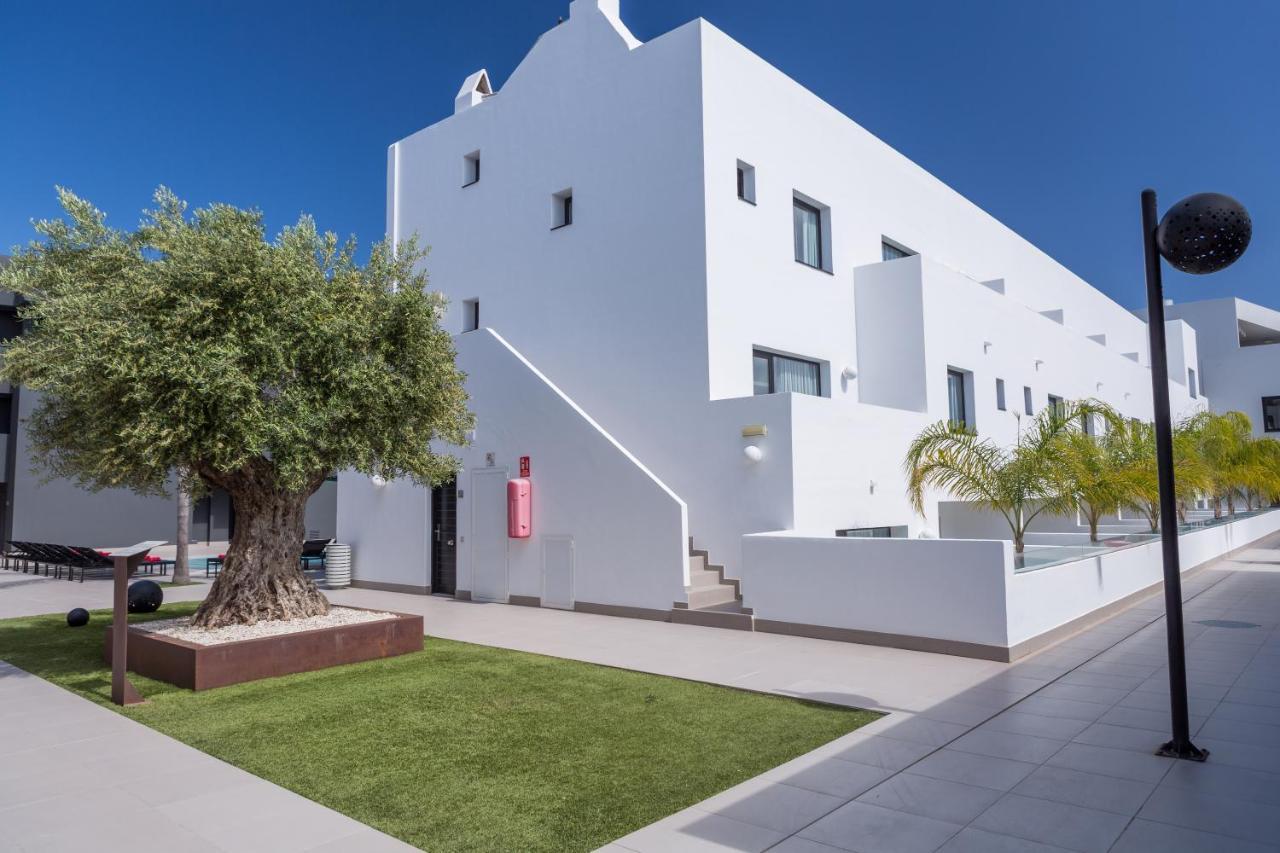 Migjorn Ibiza Suites&spa Apartahotel 4*