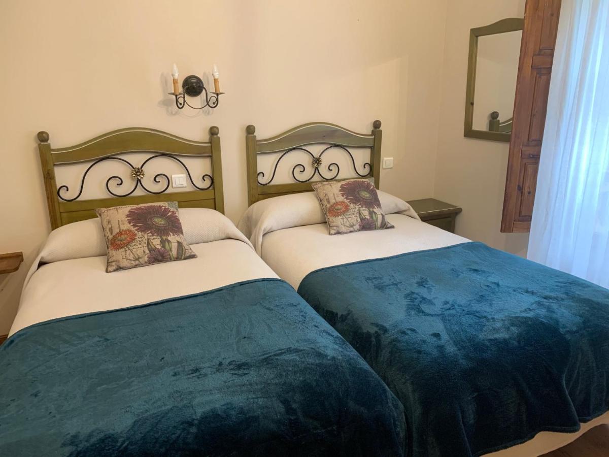 Mirador De Enterrias Guest house Enterria