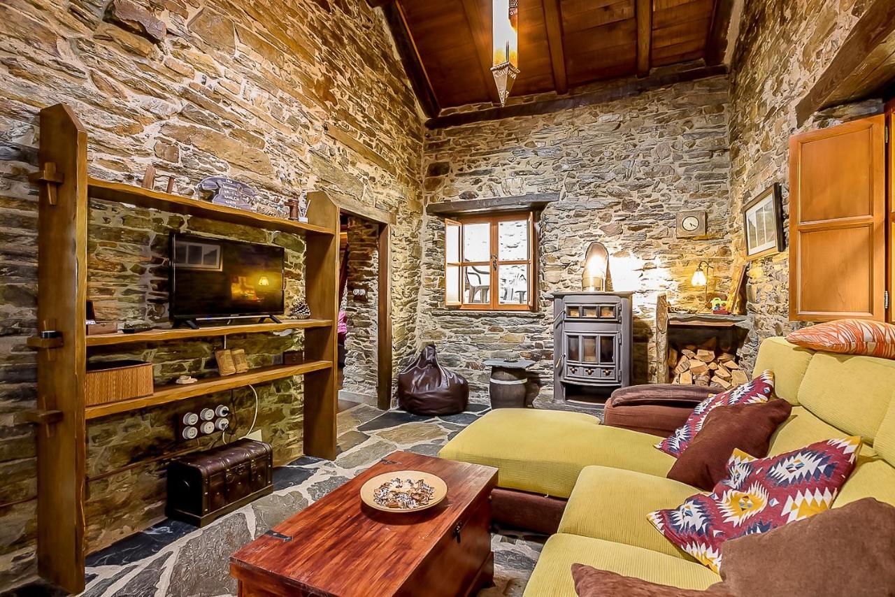 La Casa De Cela Holiday home Cela (Asturias)