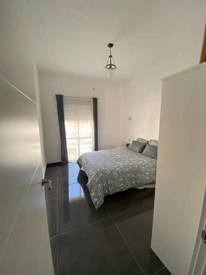 Casa Reformada Con Terraza/wifi/aire Acondicionado Сasa de vacaciones Sevilla