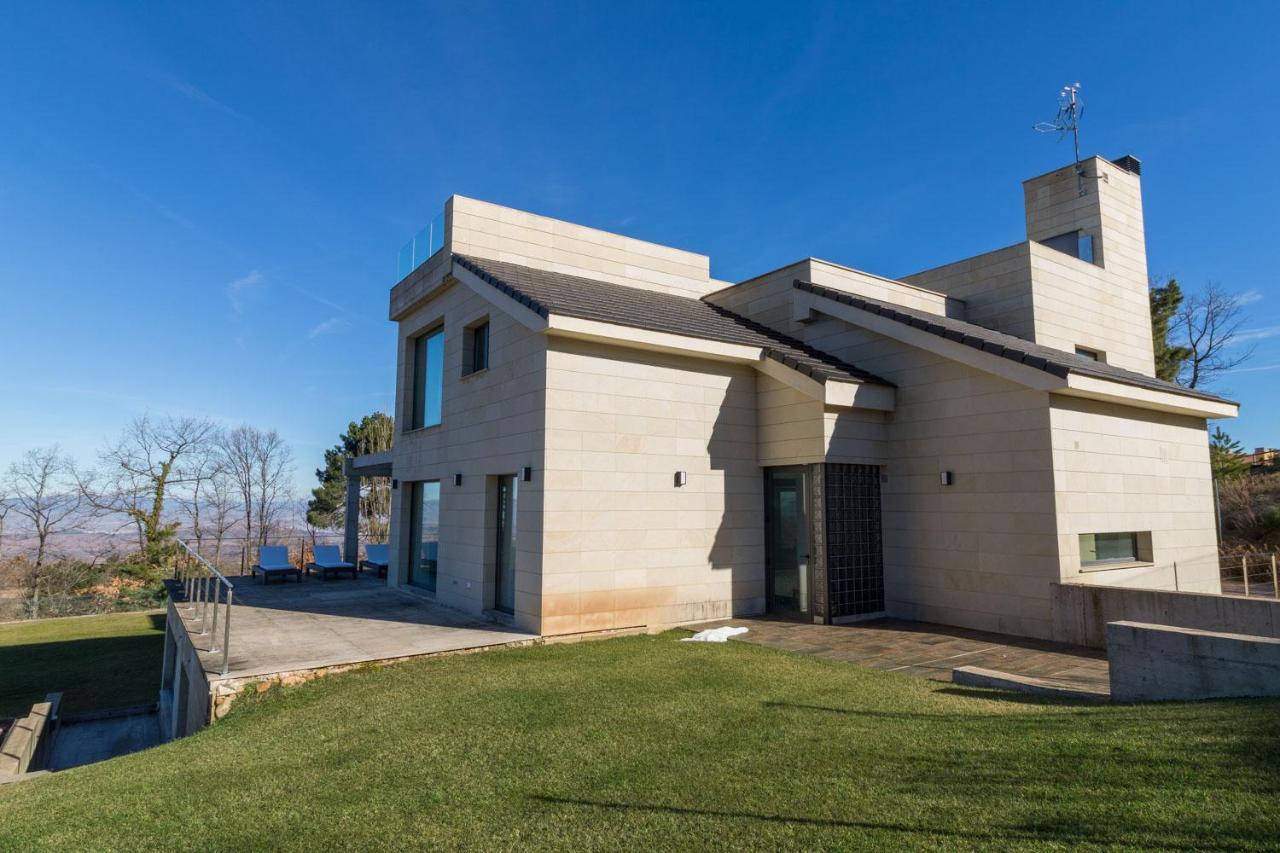 El Soto De Luxury Chalet, Golf&bosque * Sojuela