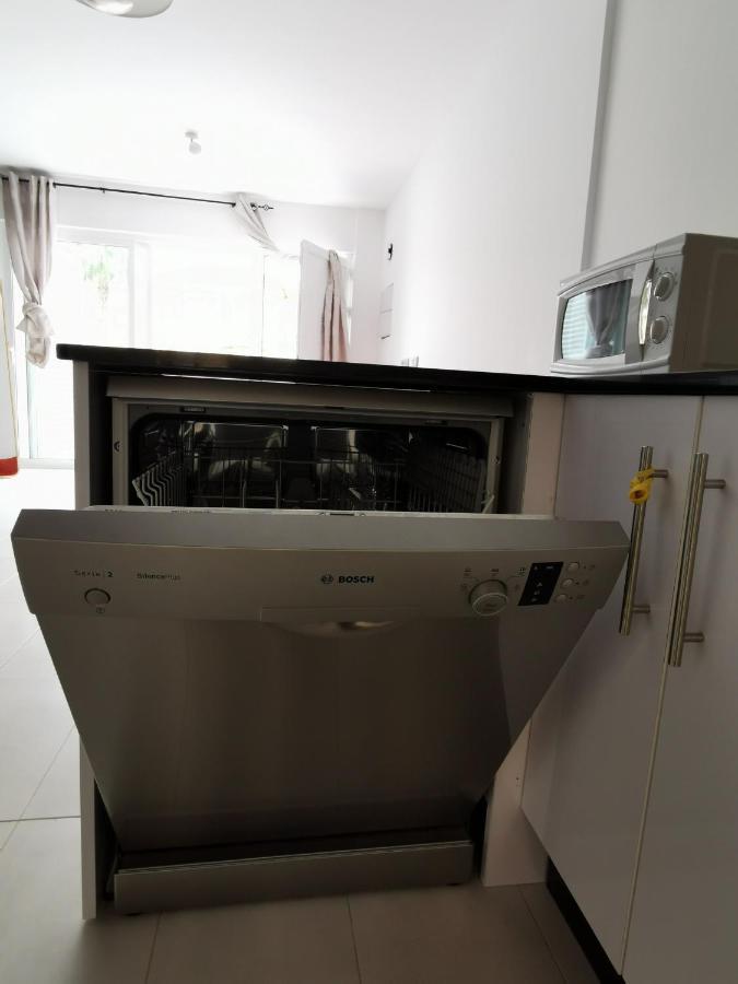 Villa La Zenia 25 *