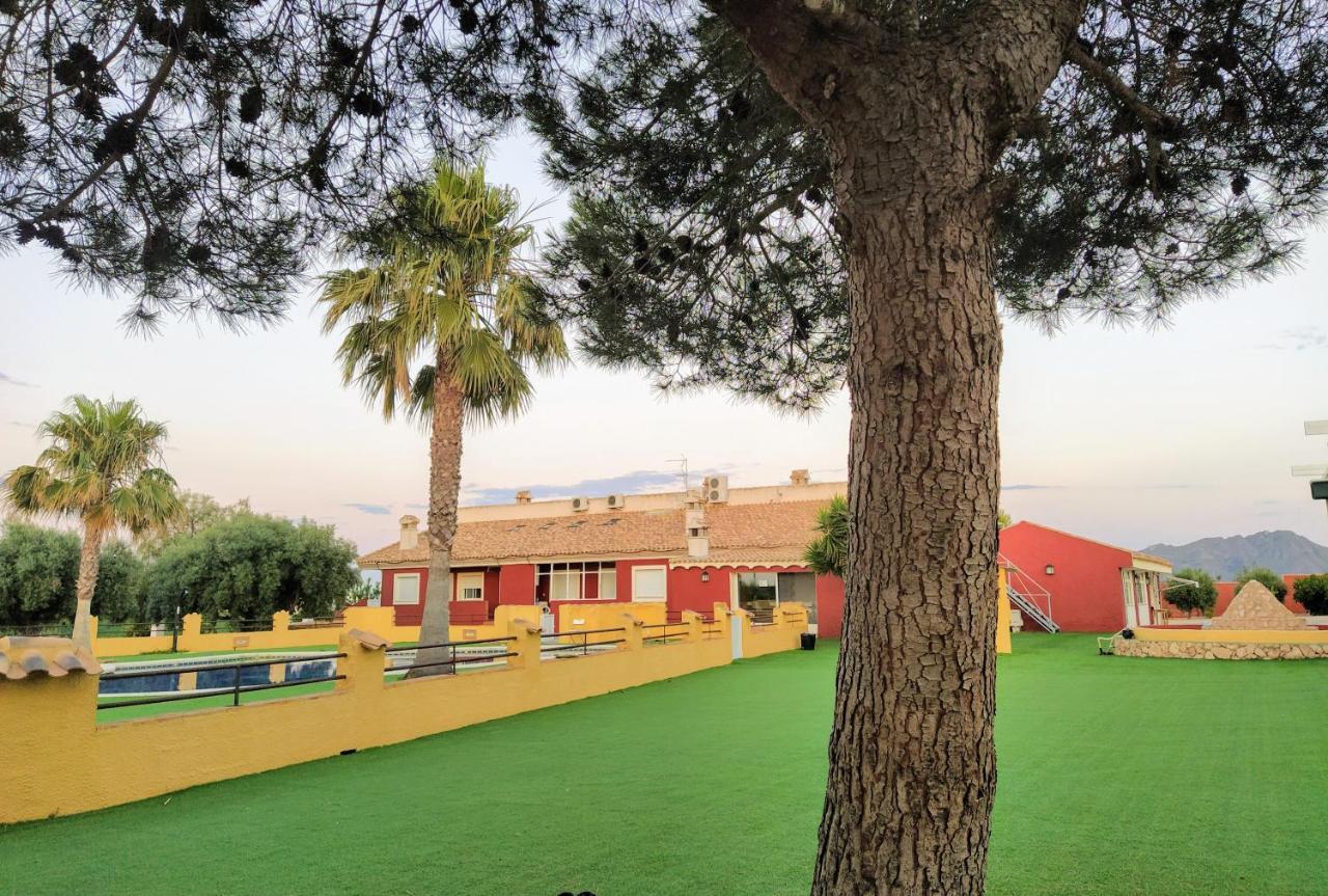 Espacio Alegria - Rural Houses, Hostel, & Wellness Center Cartagena